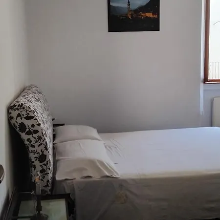 House Of Cats * 多马索